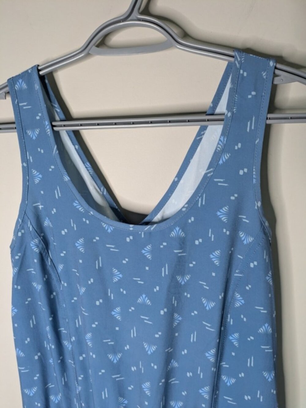 Mountains and Isles Athleisure Dress Blue Patterned Size Small - Picture 4 of 9
